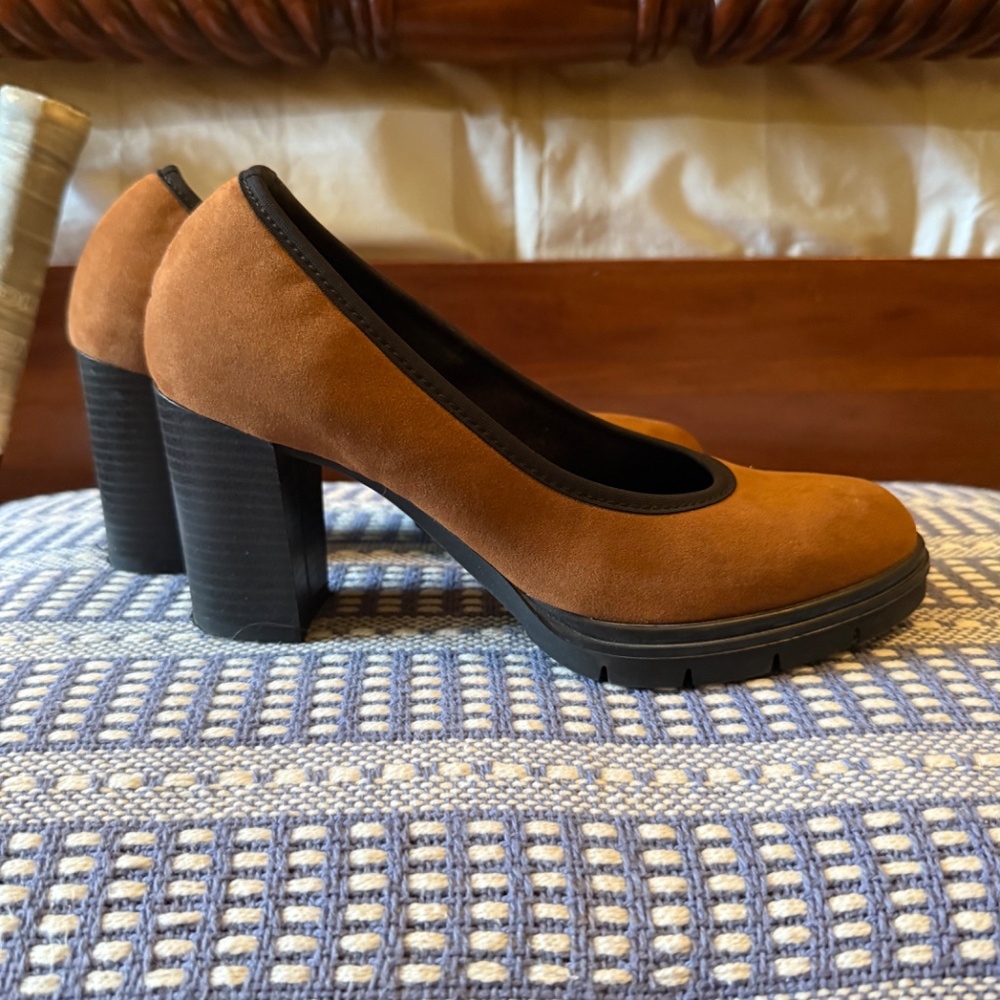 Ateliers Italian Suede Heel - Mint Condition!
